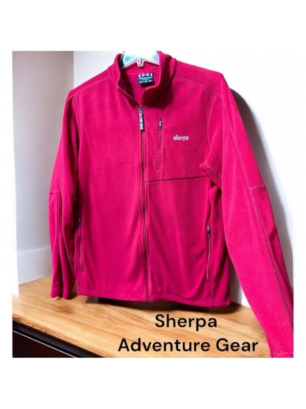 Sherpa Adventure Gear-men’s XL full zip fleece jacket. Red/3 pockets. Cinch cord